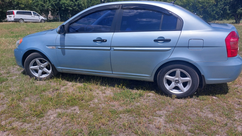 hyundai-accent-v-cudovomu-stani-big-4