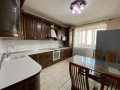 bez-prodaz-2-kimnatnoyi-kvartiri-79-m2-vul-sribnokilska-24-m-osokorki-kiyiv-small-2