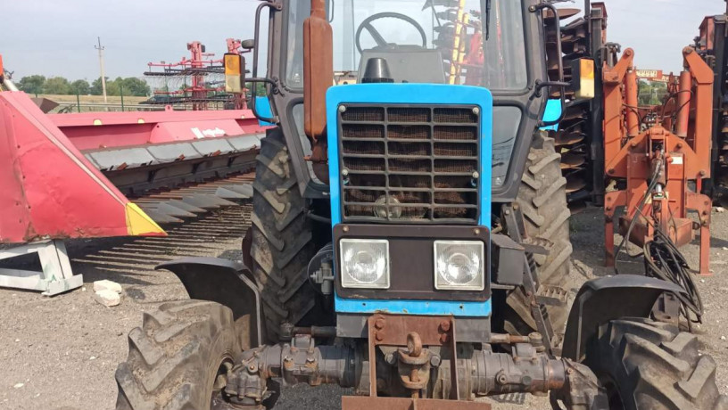 traktor-mtz-821-big-4