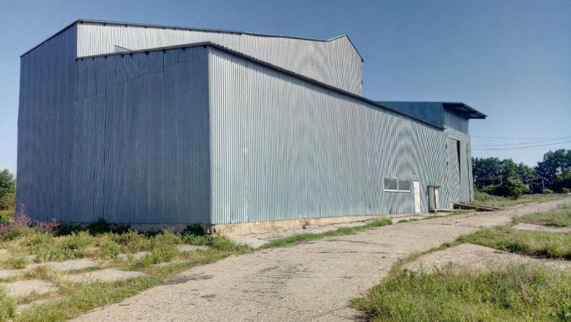 prodajetsia-kombikormovii-zavod-big-0