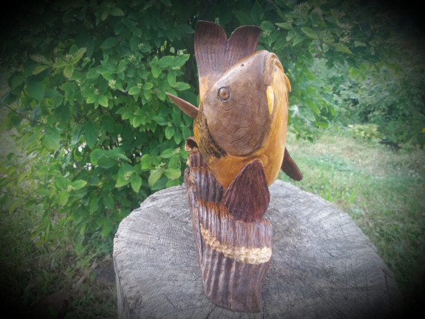 karp-rucnoyi-roboti-originalna-dekorativna-skulptura-big-3