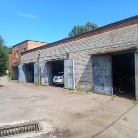 prodam-v-centre-sto-ili-pod-proizvodstvo-sklad-652m2-big-0