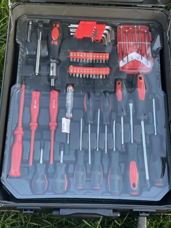 nabir-instrumentiv-u-valizi-rainberg-399-predmetiv-instrumenti-big-7