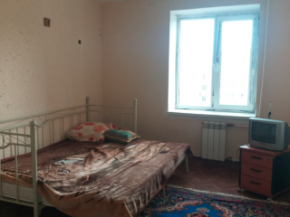 Сдам простую без ремонта 2 комнатную квартиру в новостройке на Таирова