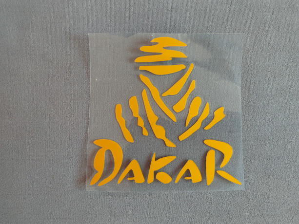 nakleika-dakar-zeltaia-svetootrazaiushhaia-na-avto-moto-big-0