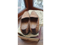 vintazni-loferi-z-xutra-poni-louis-vuitton-small-3