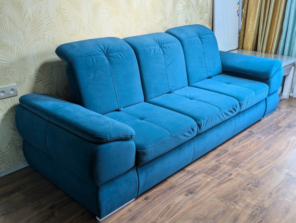 prodam-novyi-divan-big-0