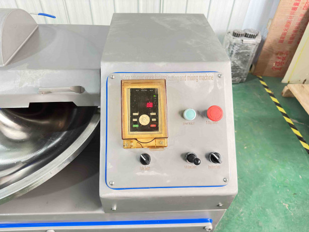 kuter-dlia-podribnennia-miasa-kovbasi-salativ-stvega-meat-cutter-f40-big-3