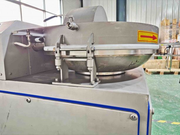 kuter-dlia-podribnennia-miasa-kovbasi-salativ-stvega-meat-cutter-f40-big-2