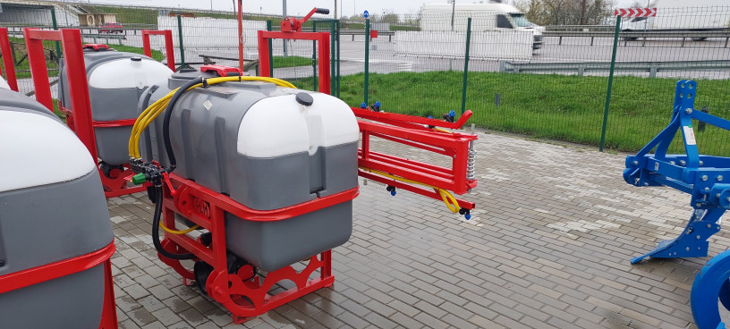 obpriskuvac-navisnii-600-l-stanga-12-m-big-2