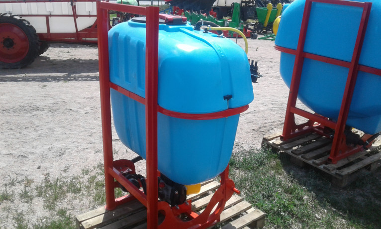 obpriskuvac-navisnii-400-l-big-2