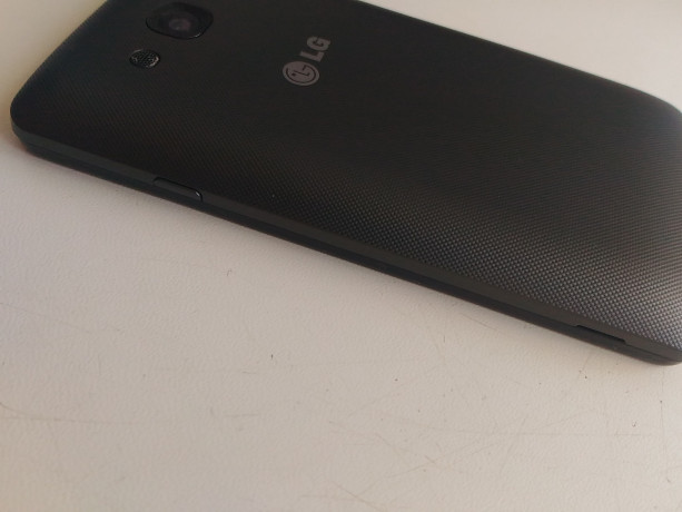 lg-x135-big-4