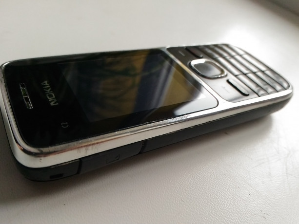 nokia-c2-00-big-1