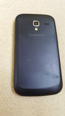 samsung-gt-i8160-big-5