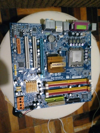 mateoinska-plata-pk-gigabyte-ga-g33m-s2-rev10-big-4