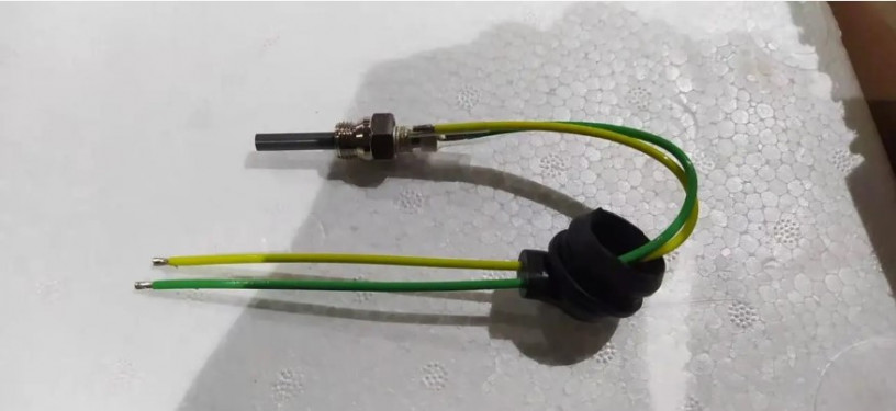 sveca-nakala-eberspacher-hydronic-d4wsc-d5wsc-12v-big-0