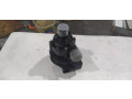 pompa-eberspacher-hydronic-webasto-zidkostnaia-volkswagen-passat-small-1