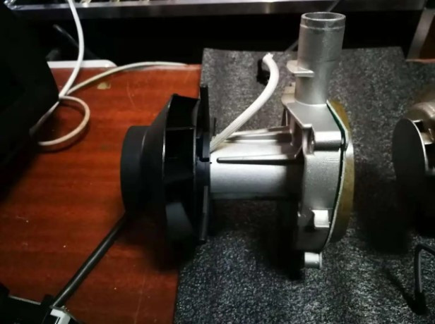 nagnetatel-eberspacher-d2-d4-d4s-blow-motor-eberspaecher-252070992000-big-1