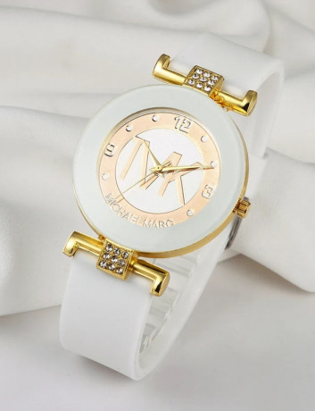 stilnye-casy-v-stile-maikl-kors-big-0