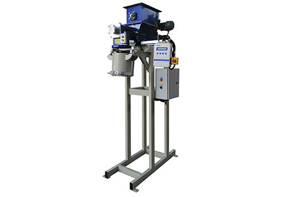 snekovii-dozator-z-vorositelem-dlia-pogano-sipkix-produktiv-sveda-dvs-301-50-3-big-0