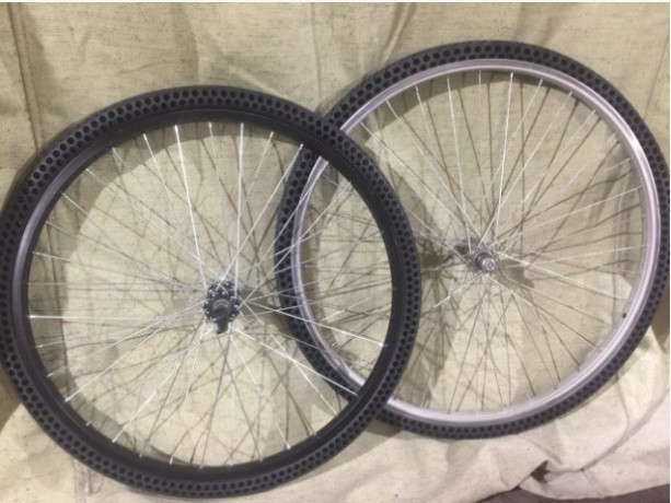 beskamernaia-sina-dlia-velosipeda-26x175-big-4