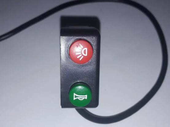 vkliucatel-sveta-i-zvukovogo-signala-elektrovelosipeda-big-1