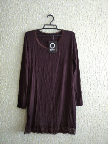 viskoznii-z-kruzevom-reglan-koftocka-tunika-bon-bon-italiia-big-5