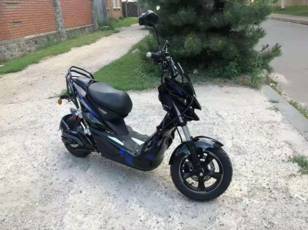 elektroskuter-rarog-g7-1200w-big-5