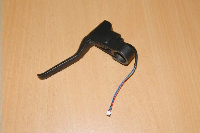 rycag-tormoza-elektrosamokata-xiaomi-m365-big-2