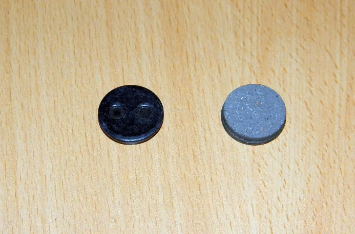 kolodki-tormoznye-elektrosamokata-xiaomi-m365-komplekt-2-st-21mm-big-1