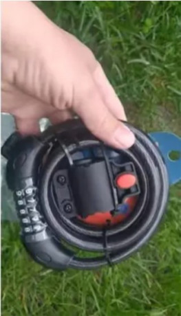velosipednyi-zamok-zamok-dlia-elektrosamokata-big-3