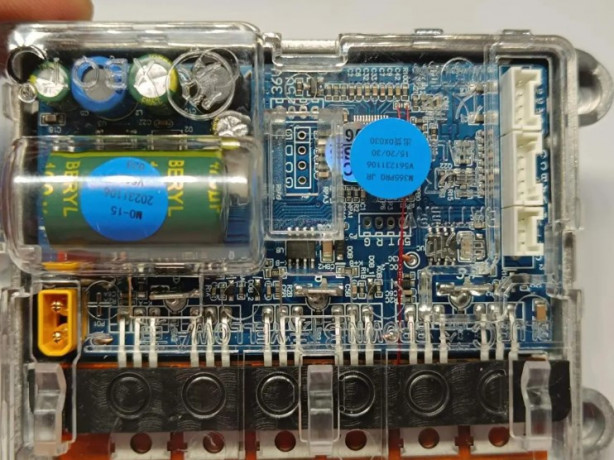 kontroller-elektrosamokata-xiaomi-m365-pro-36-v-protokolnaia-bms-big-0