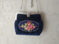 sumocka-zinoca-z-visivkoiu-strickami-tajemnicia-small-2