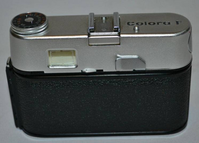 fotokamera-zeiss-ikon-colora-f-35mm1963-1965-big-3