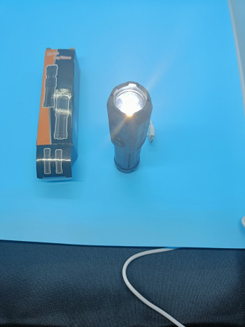 lixtarik-z-akumuliatorom-na-usb-big-5