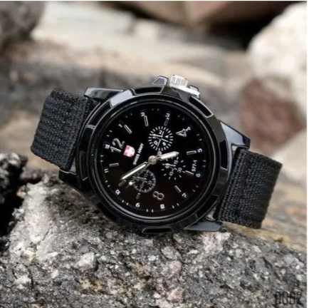 armiiskii-narucnii-godinnik-swiss-army-big-1