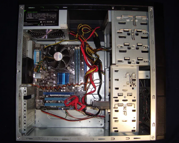 sistemnyi-blok-asus-4x25-ggc-8-gb-ddr3-500-gb-hd128-gb-ssd-big-2