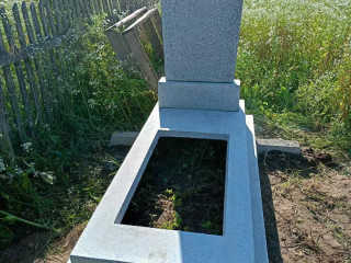 Виготовлення пам'ятників з крихти, низи іт.д