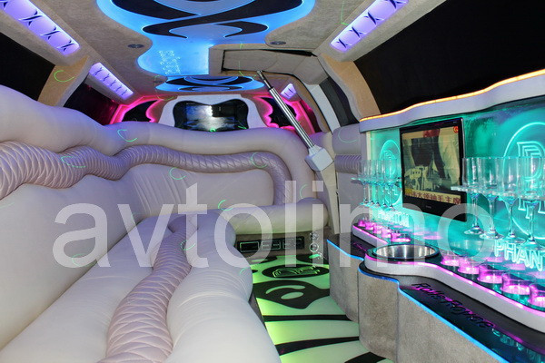 limuzin-chrysler-300c-rolls-royse-phantom-arenda-big-1