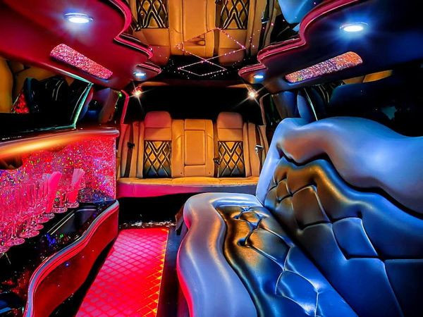 limuzin-rolls-royce-phantom-tiffani-arenda-big-4