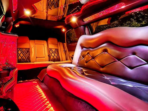 limuzin-rolls-royce-phantom-tiffani-arenda-big-2
