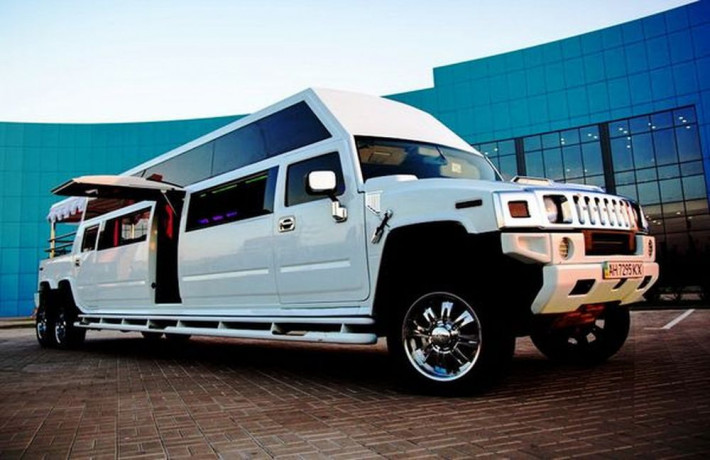 limuzin-mega-hummer-h2-belyi-arenda-big-0