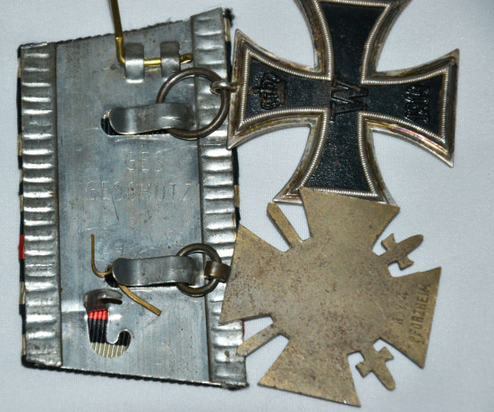 paradnaia-kolodka-zeleznyi-krest-2-klassa-i-krest-gindenburga-s-mecami-big-1