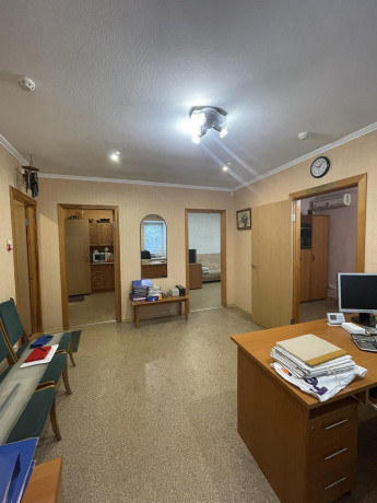 prodam-3-kimnatnii-ofis-v-centri-big-5