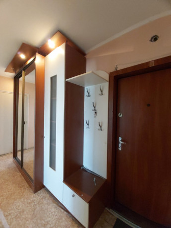 terminovo-prodajetsia-2-x-kimnatna-kvartira-v-bila-cerkva-masiv-tarashhanskii-big-4