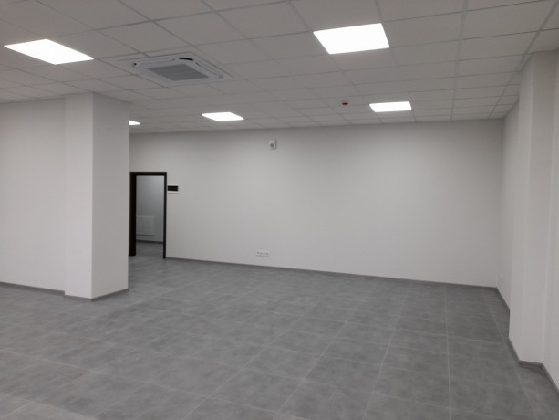 nove-ofisne-primishhennia-84-kv-u-sucasnomu-biznes-centri-masstab-big-1