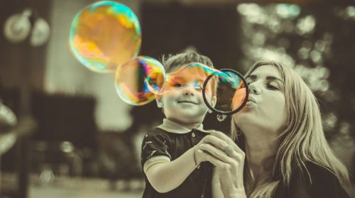 robota-z-ditmi-v-italiyi-au-pair-big-0