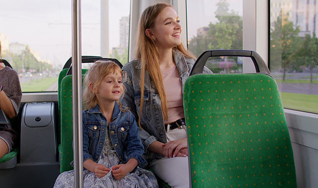 robota-z-ditmi-v-sveciyi-au-pair-big-0