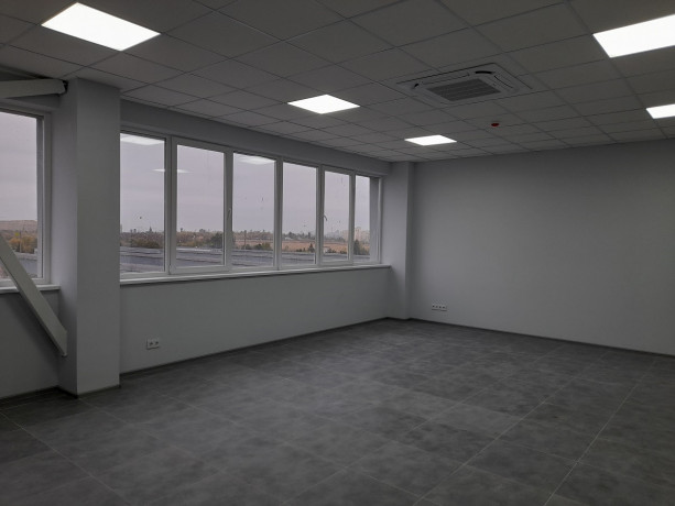 nove-ofisne-primishhennia-58-kv-u-sucasnomu-biznes-centri-masstab-big-3