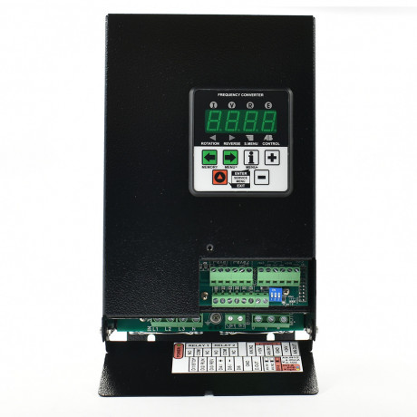 cfm-310peretvoriuvaci-castoti-potuznistiu-075-11kvt-iz-zivlenniam-380380-big-1